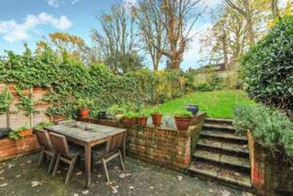 5 Bedroom Terraced